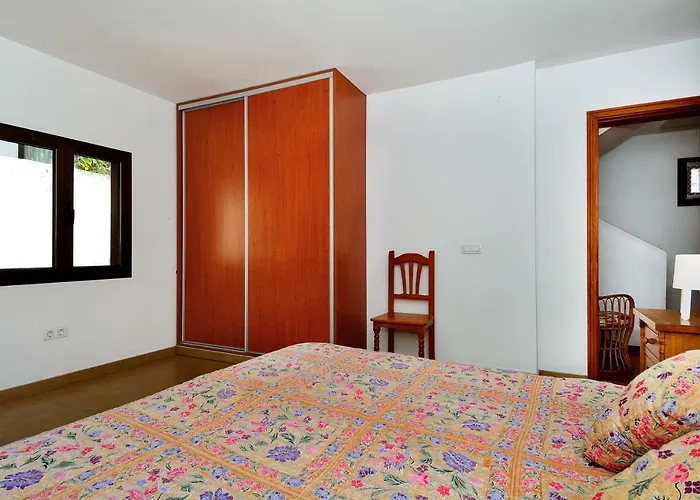 3br House - Solarium & Shower Terrace فيلة